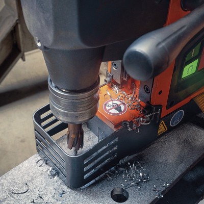 FEIN KBU 35 PQW – Perforadora Magnética 35 mm con Giro Reversible